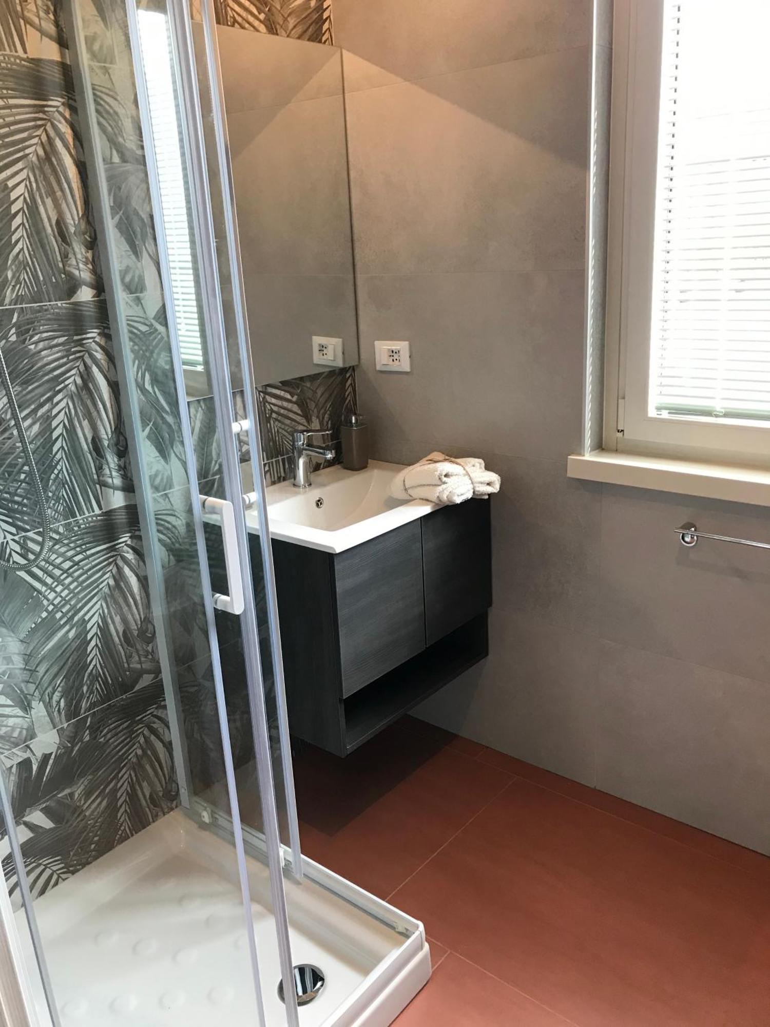 מנדלו דל לאריו Il Mallo Verde - Lake Como B&B חדר תמונה